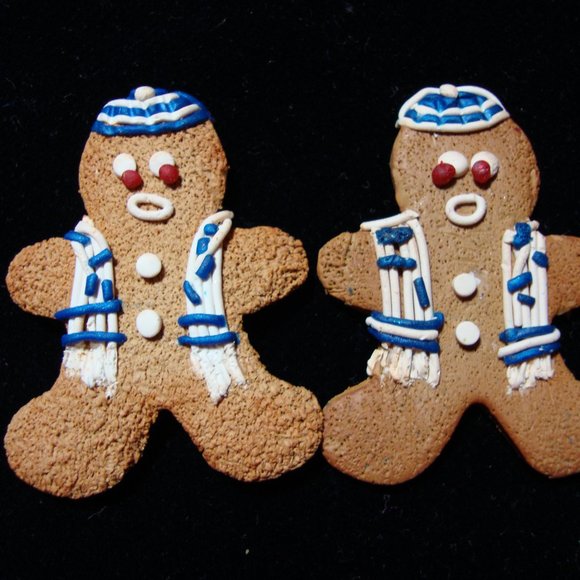 Hanukkah Polymer Clay Gingie Bread Man Pin - Picture 8 of 16